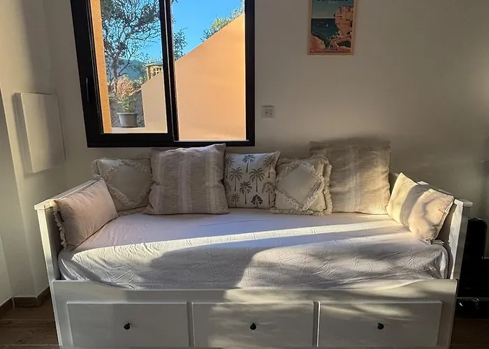 Rez-de-jardin A 5 Minutes De La